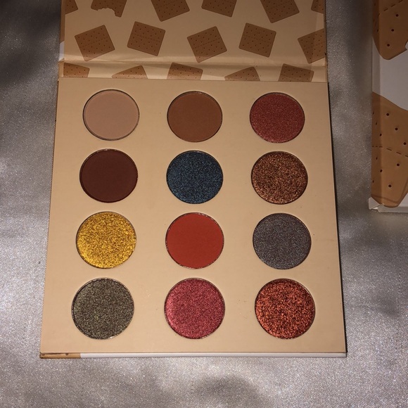 Beauty Bakerie Do It For The Graham 12 Pan Eyeshadow Palette 9.6g NIB - Picture 11 of 12